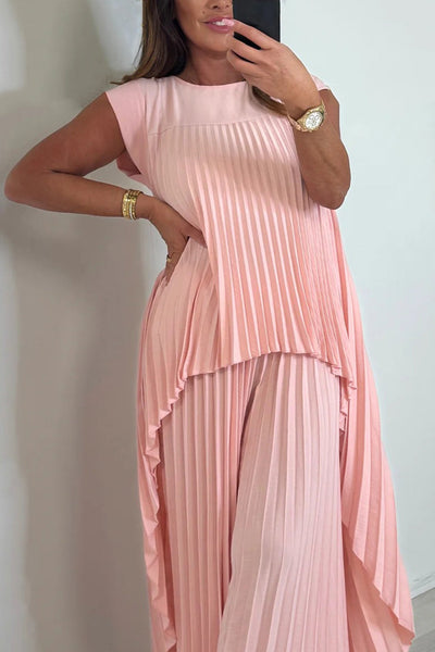 ANA| Conjunto moderno con pliegues.