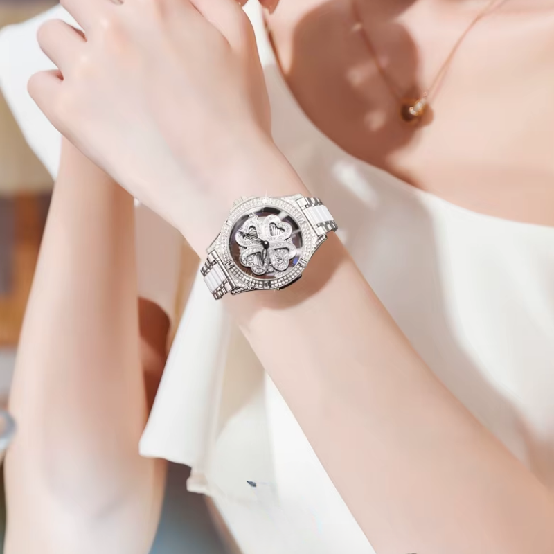 Reloj de Corazones con Movimiento