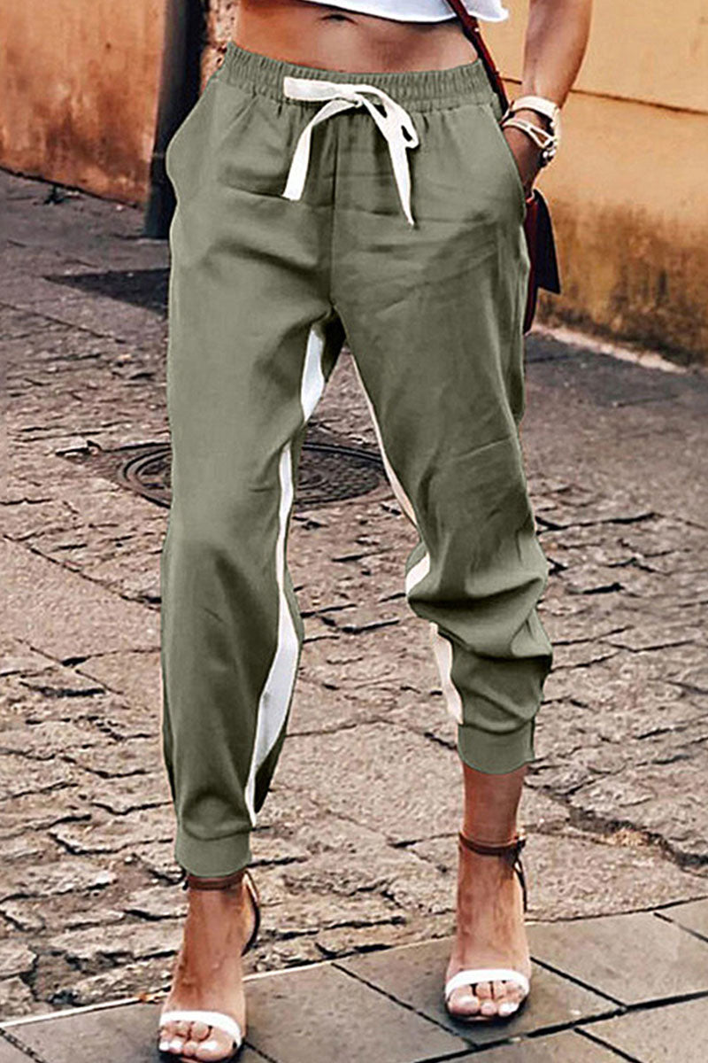 Pantalon cintura alta y elastica, urbano.