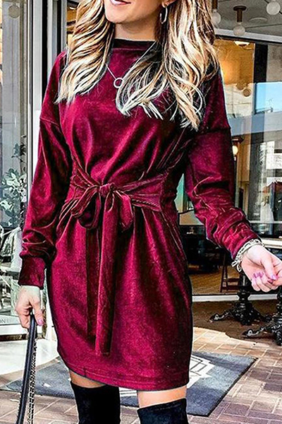 VICTORIA| Vestido terciopelo suave, muy elegante, con estilo y de moda.