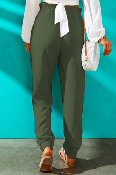Pantalon casual, combinable con otras prendas.