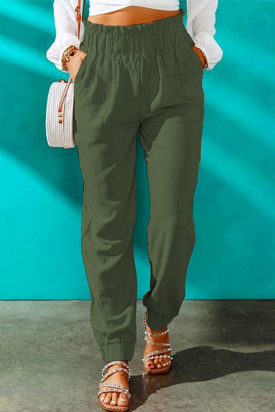 Pantalon casual, combinable con otras prendas.