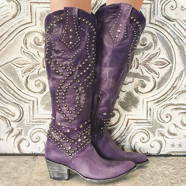 Botas altas hasta la rodilla. Encantadoras.
