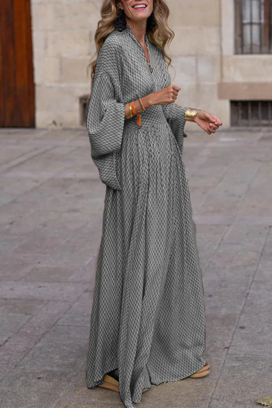 ANA|Vestido Largo Fluido con Estampado Geométrico – Elegancia Atemporal