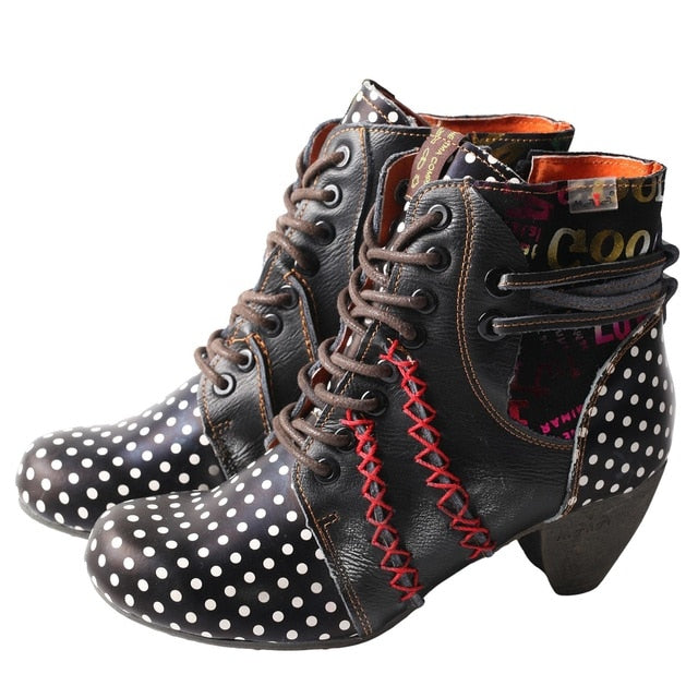Botin diseño moderno, con lunares.
