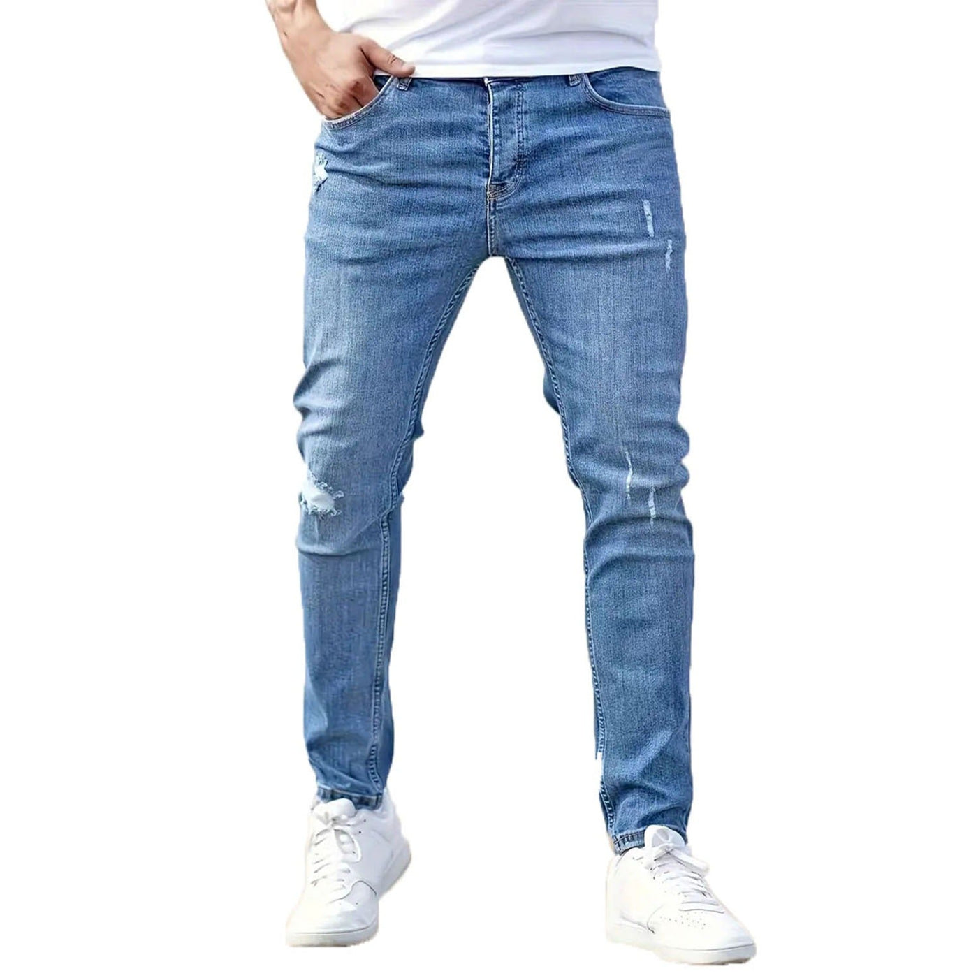 Marco – Denim Rasgado Clásico y Cool
