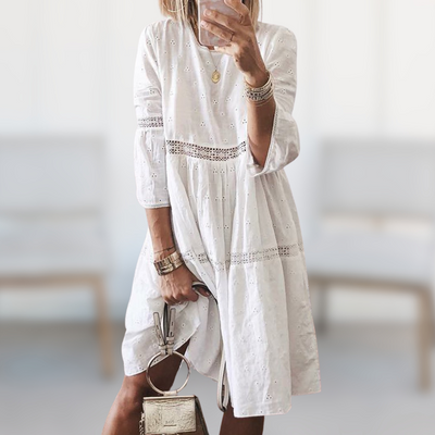 BEA| Vestido fresco con bordados, elegante.