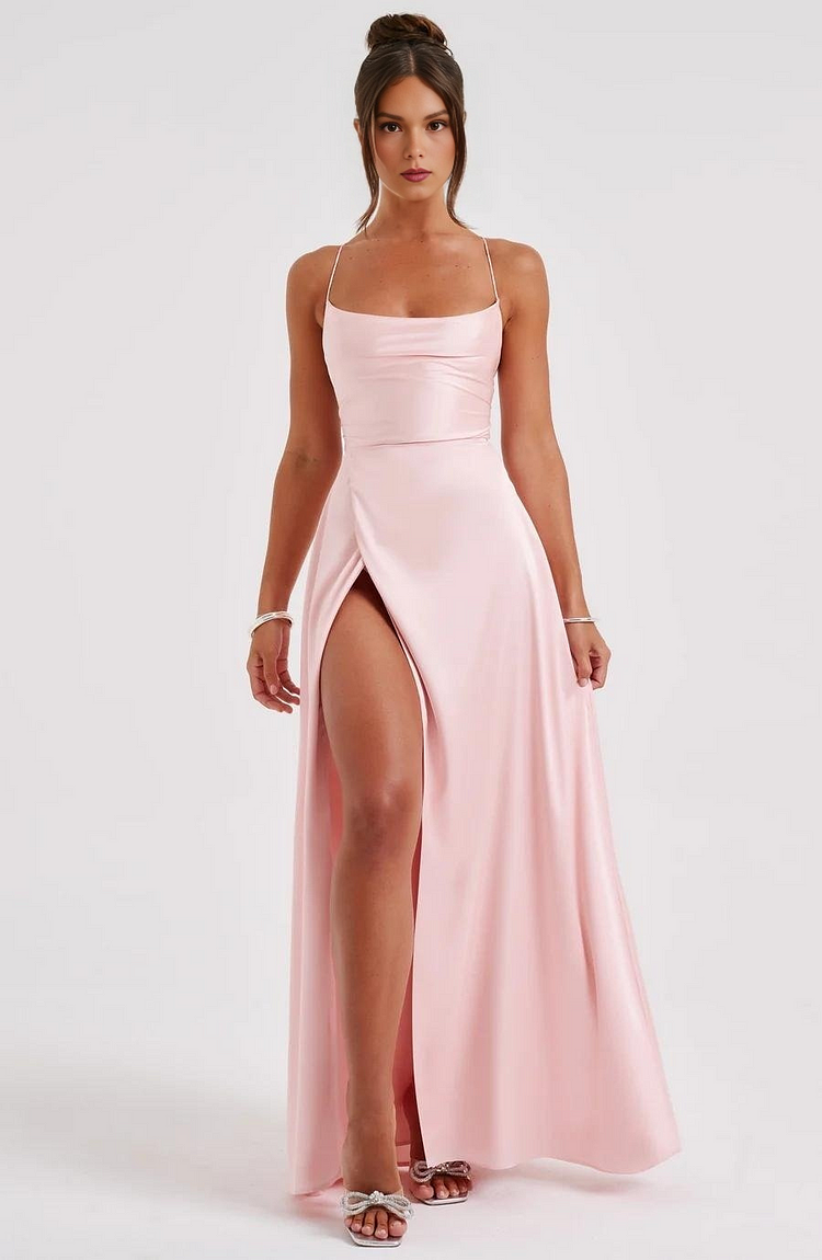 SUSAN| Vestido largo de noche con tirantes finos y espalda abierta