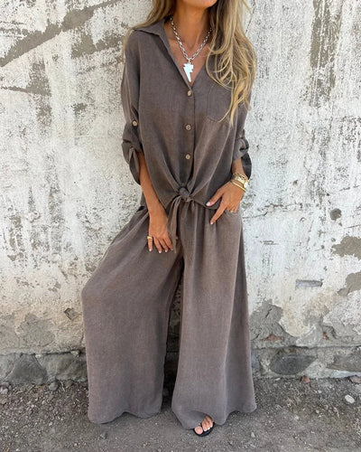Conjunto elegante de verano para mujer con pantalón amplio y blusa de manga larga abotonada