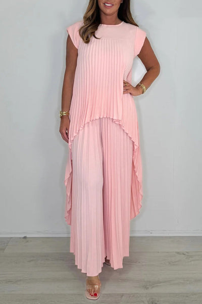 ANA| Conjunto moderno con pliegues.