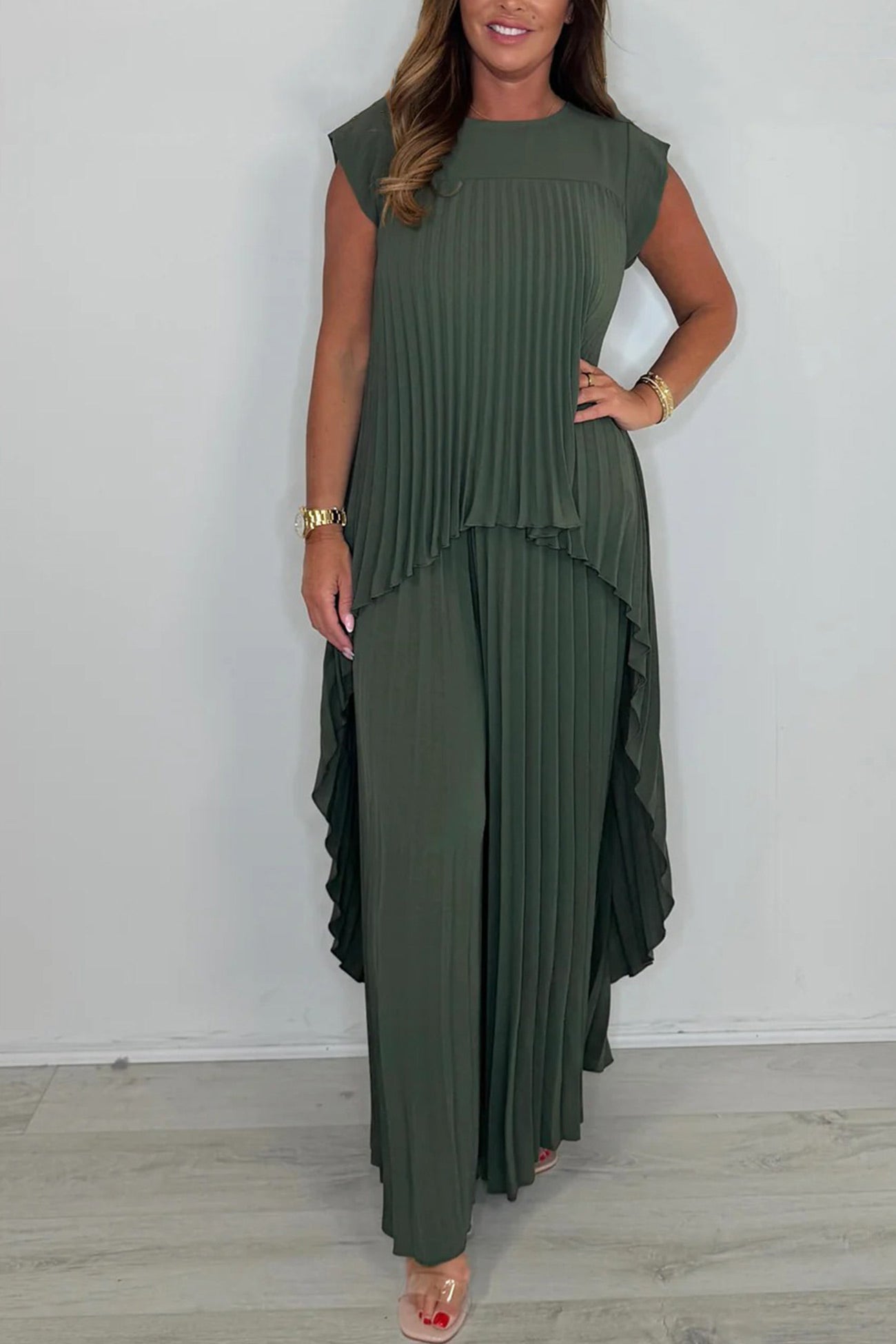 ANA| Conjunto moderno con pliegues.