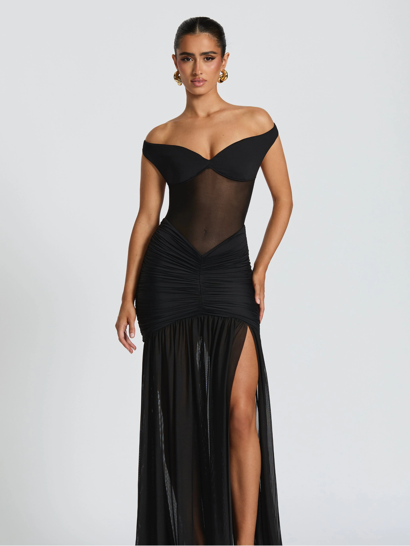 VIOLETA|  Impresionante y glamuroso.
