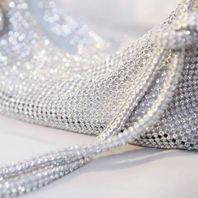 Bolso de mano - Adornado con diamantes de imitación - Correa con nudo - Cierre de cremallera