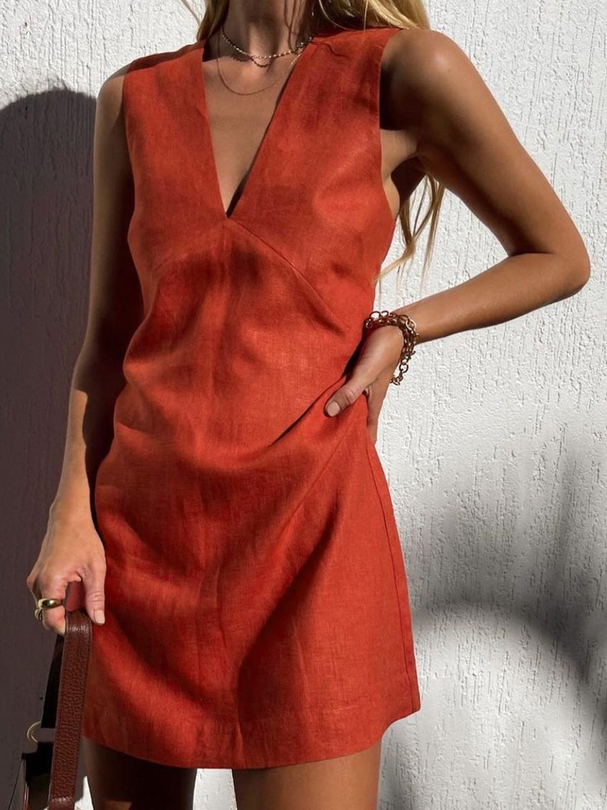 SUSAN| Vestido corto con escote en V, mezcla de algodón y lino, sin mangas, ligero y casual.
