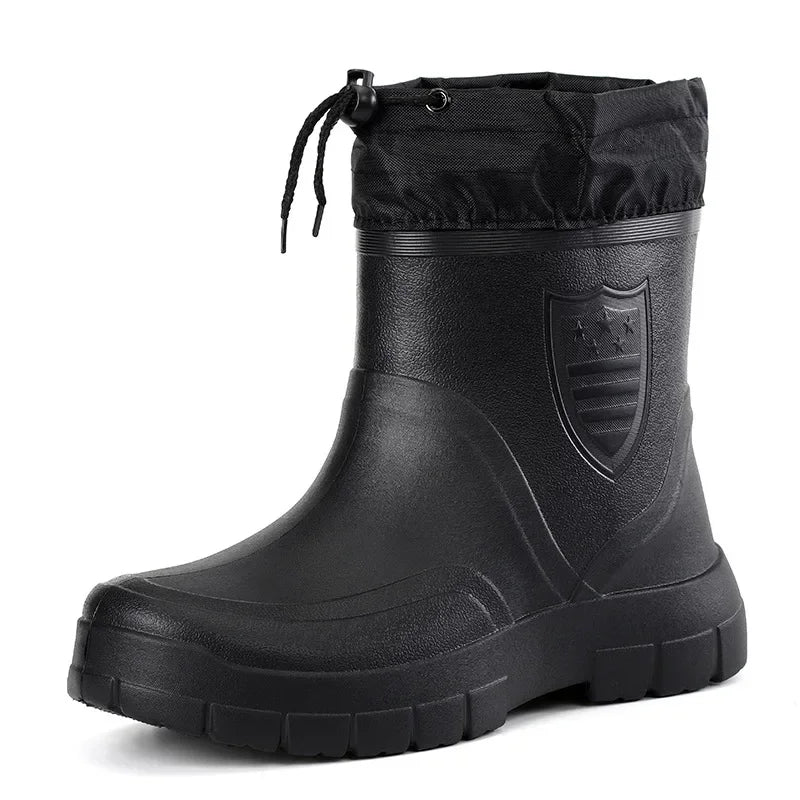 Botines de hombre en goma aislante ofrecen una protección confiable contra la humedad