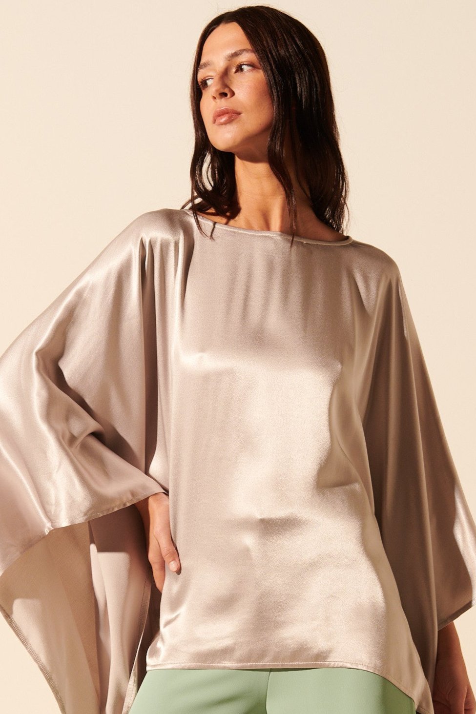 Sofía | Top Satinado Elegante Y Atemporal