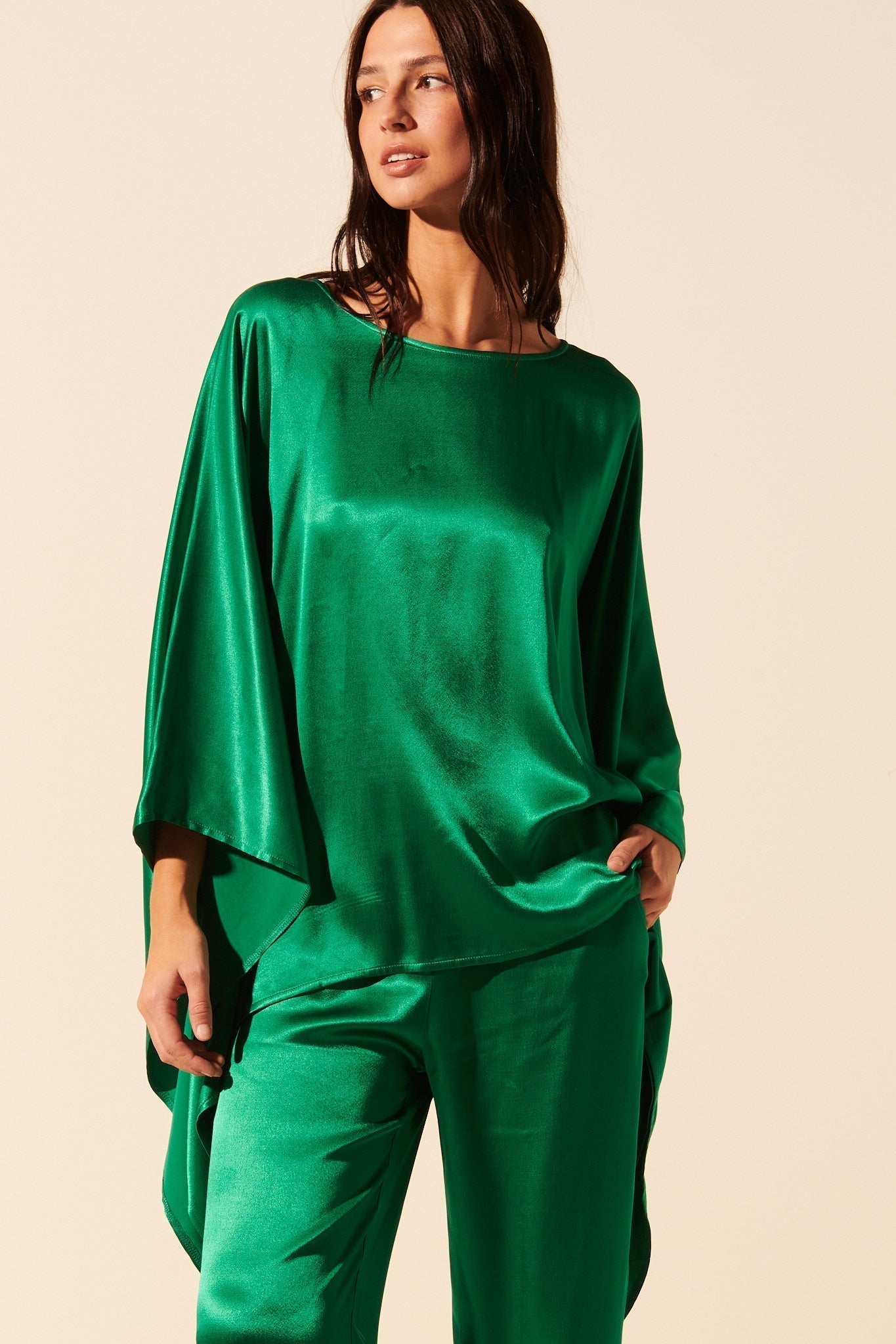 Sofía | Top Satinado Elegante Y Atemporal