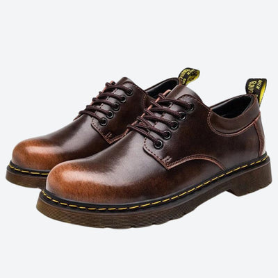 Zapatos tipo Oxford con cordones y acabado elegante