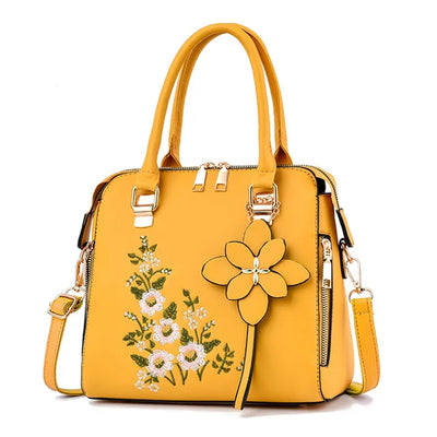 Bolso con Bordado