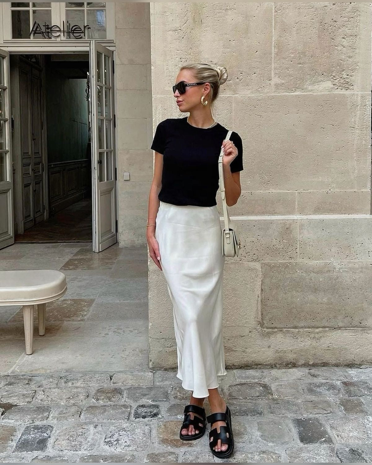 JANA| Falda satinada en negro y blanco
