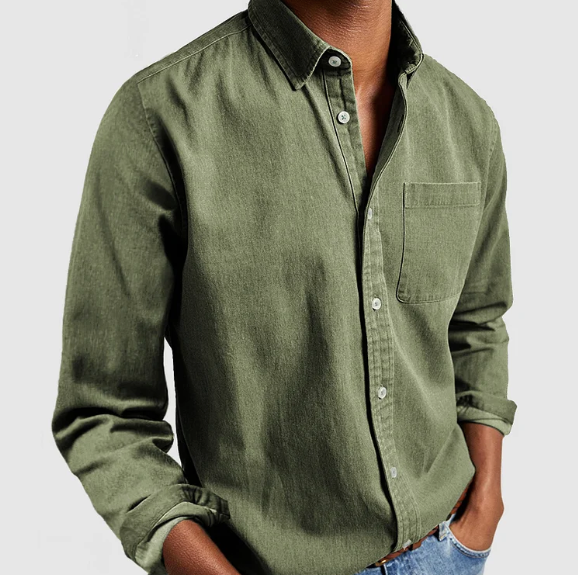 ANDRES| camisa de corte clasico, con bolsillo y manga larga.