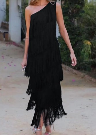 Lina |  Vestido elegante con flecos.