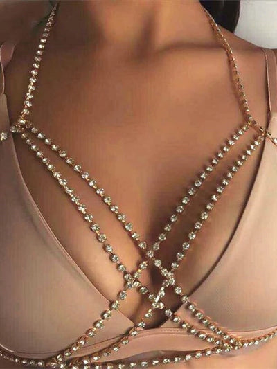 Collar de accesorios, con diamantes de imitacion y cadena.