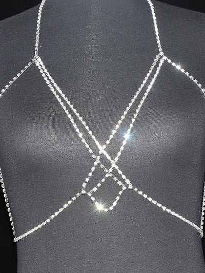 Collar de accesorios, con diamantes de imitacion y cadena.