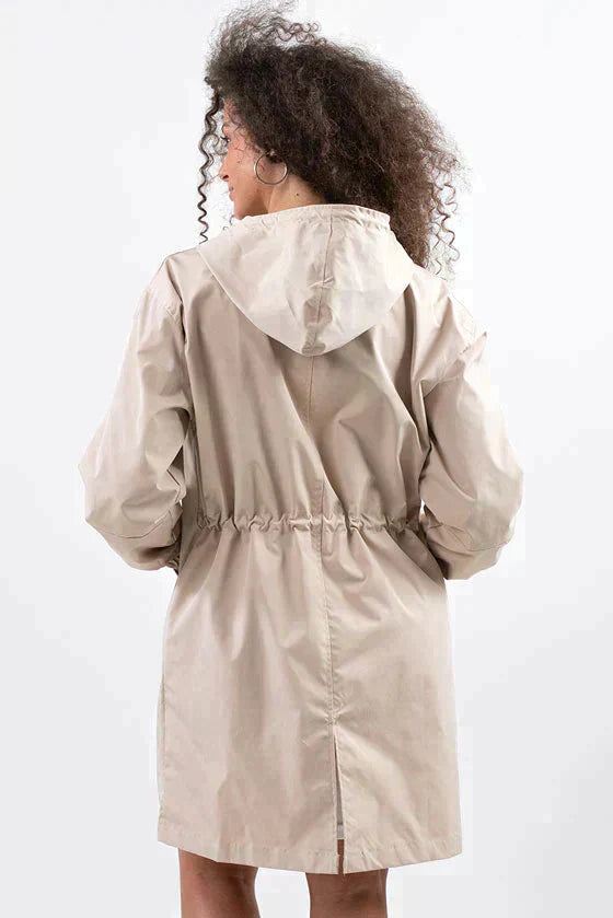 Martina |  Chaqueta impermeable de elegancia clasica