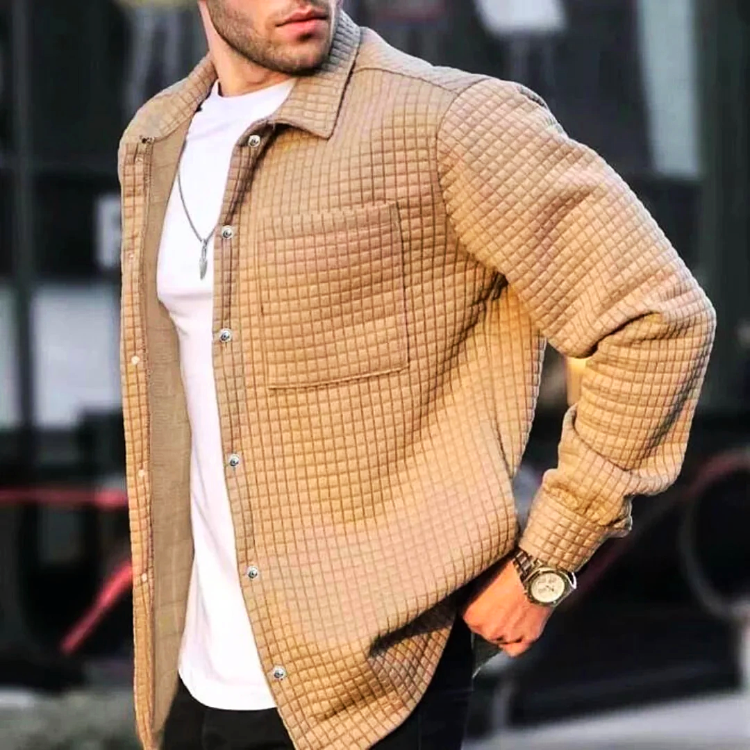 TONI| Chaqueta cómoda de manga larga con solapa