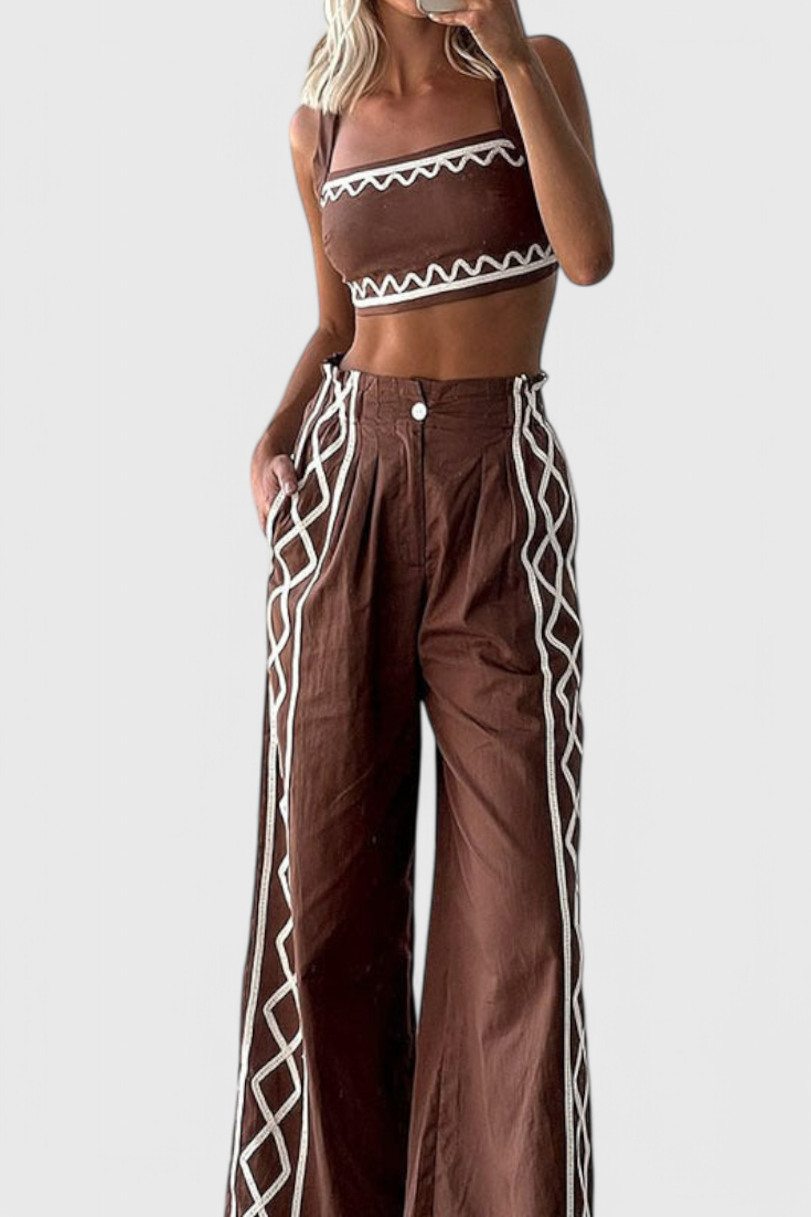 MIRELIA| Conjunto Crop y Pantalones Anchos de Estampado Zigzag