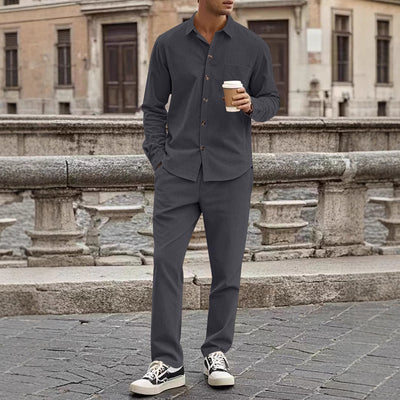 ALBERT| Conjunto de camisa y pantalón de pana ,corte holgado, ropa informal de textura suave.