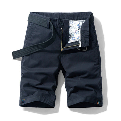 ALEX, pantalon corto con cinturon y bolsillos laterales.