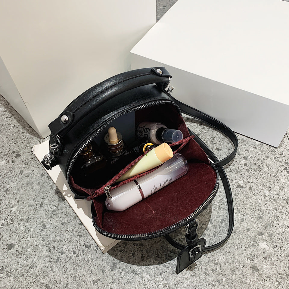 Bolso de piel sintetica con pedreria de Alta Calidad