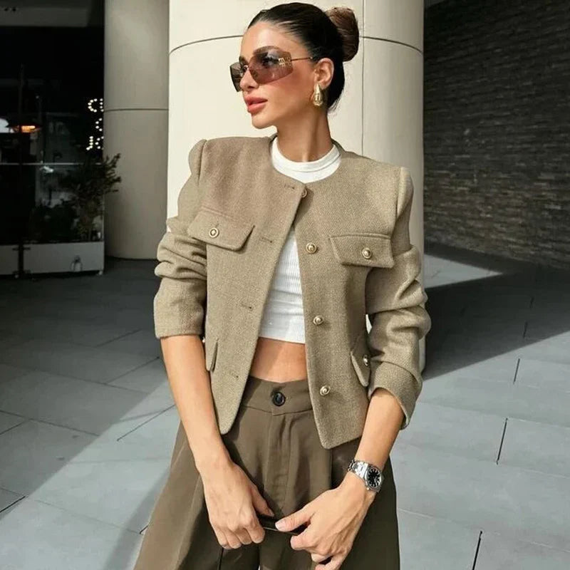 JULIA| Chaquete de elegancia refinada