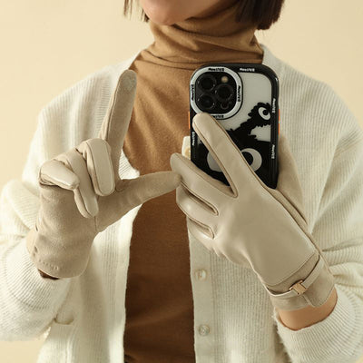 Guantes de cuero elegantes