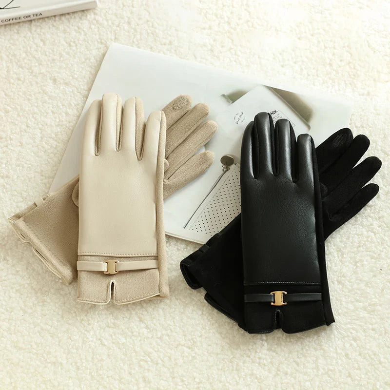 Guantes de cuero elegantes