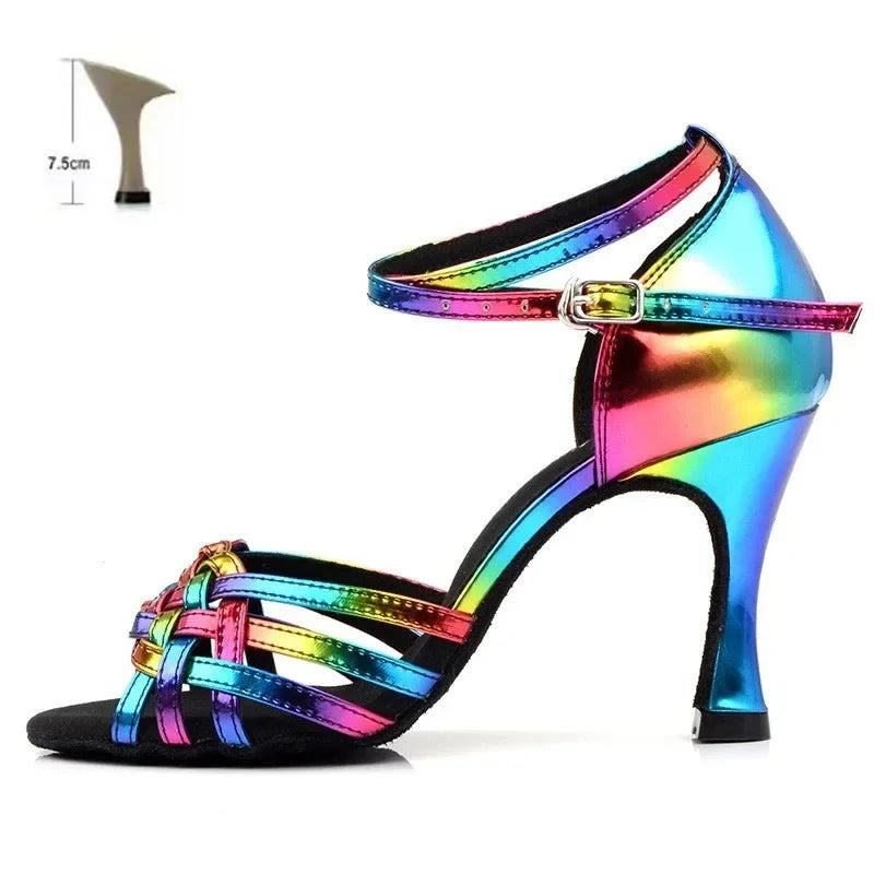 Tina | los zapatos de tacon para brillar.