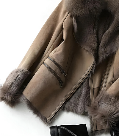 Angela| forrada con suave pelo y un lujoso interior afelpado