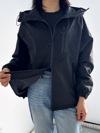 Stephanie |La chaqueta impermeable y cortaviento con capucha para mujer