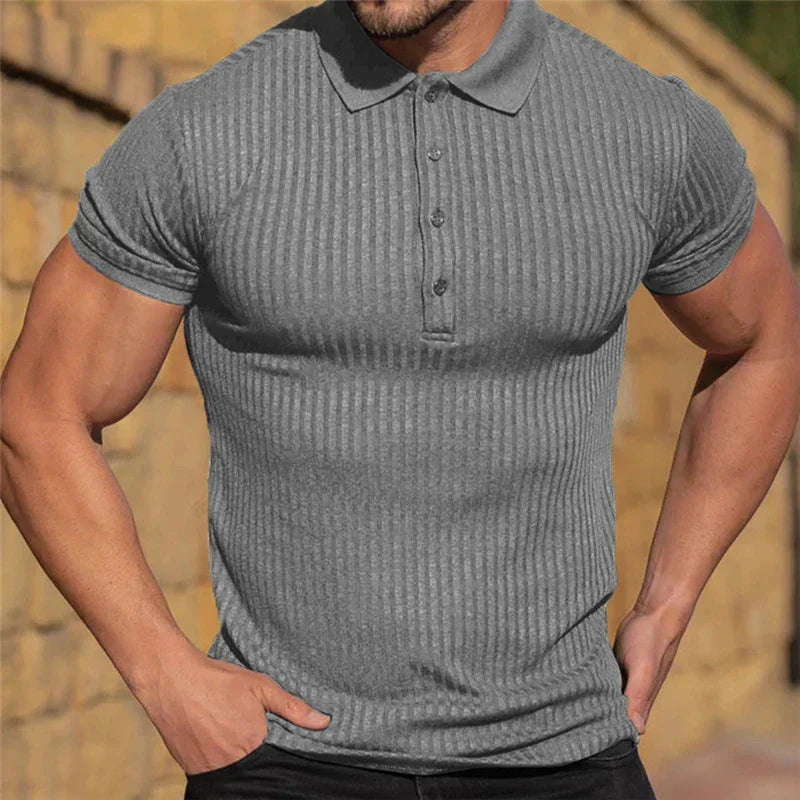 RAUL| Polo ajustado acanalado para hombre: ropa deportiva transpirable y elástica para verano.