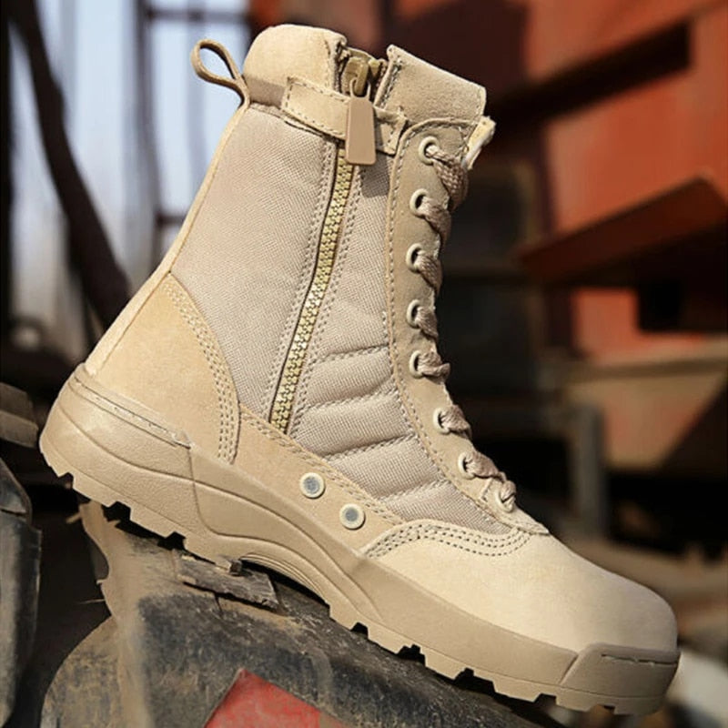 Botas estilo militar.