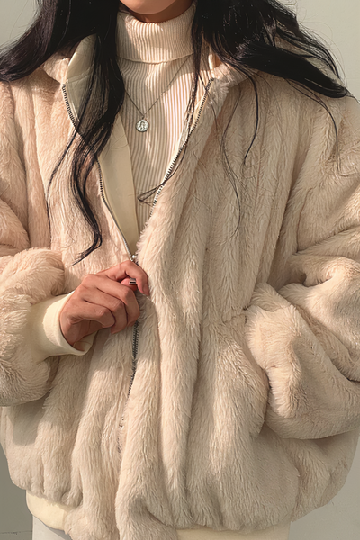 VICTORIA| Abrigo de invierno con capucha de cachemir
