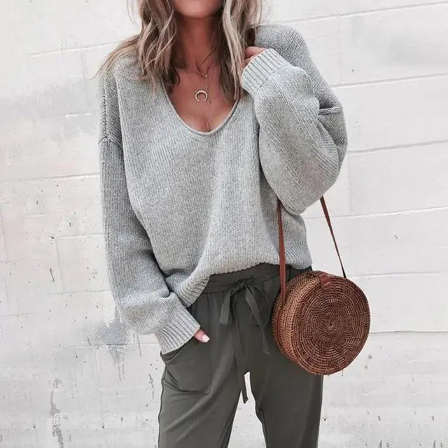 GELEN| sueter holgado con cuello V.