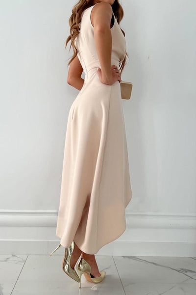 Vestido midi cruzado con corte asimétrico y escote en V sin mangas
