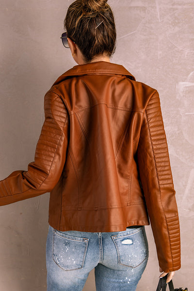 Chaqueta de cuero, basica, estilo y comodidad.