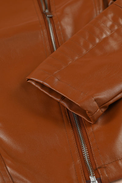 Chaqueta de cuero, basica, estilo y comodidad.