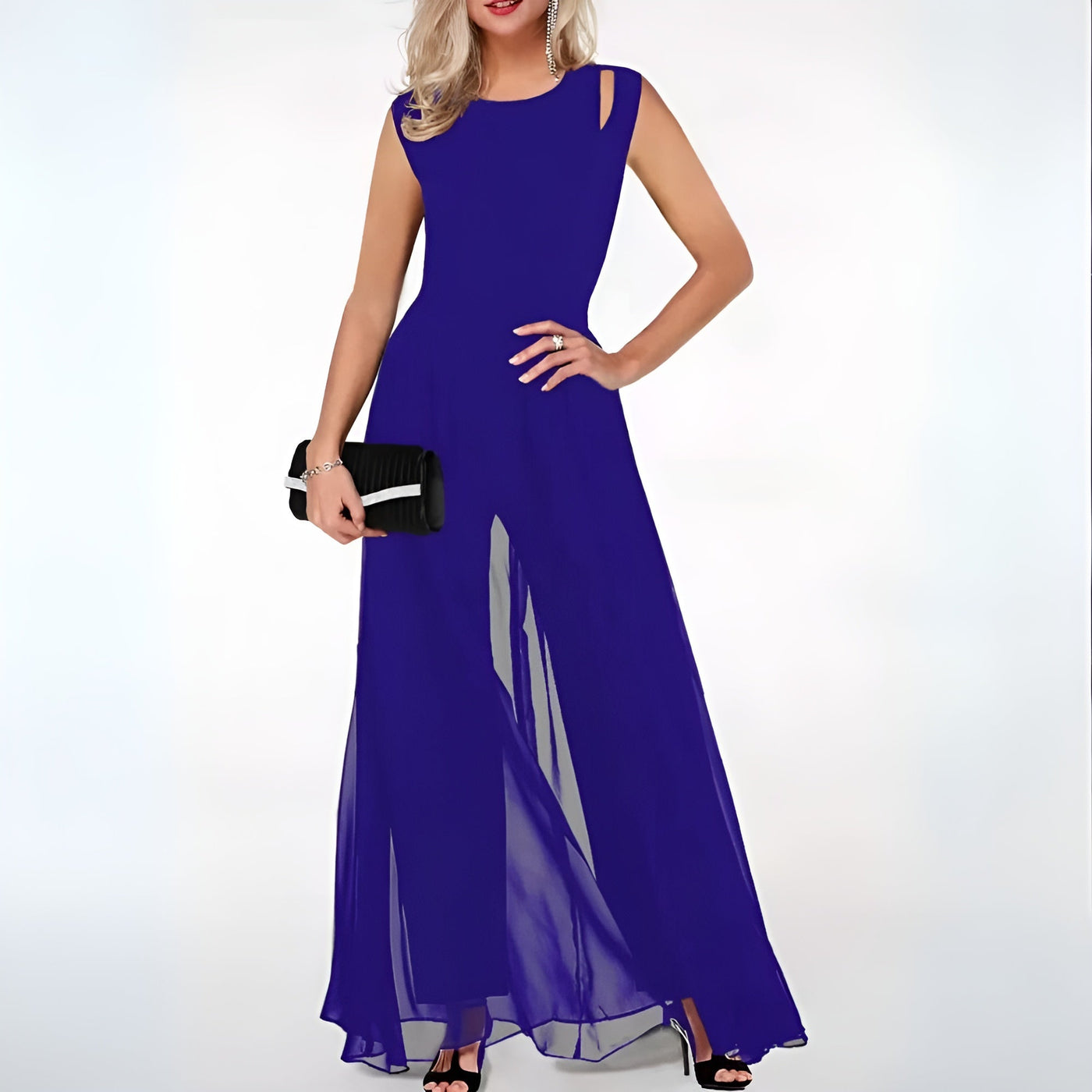 SUSANA| Vestido de noche elegante con hombros descubiertos y corte entallado .
