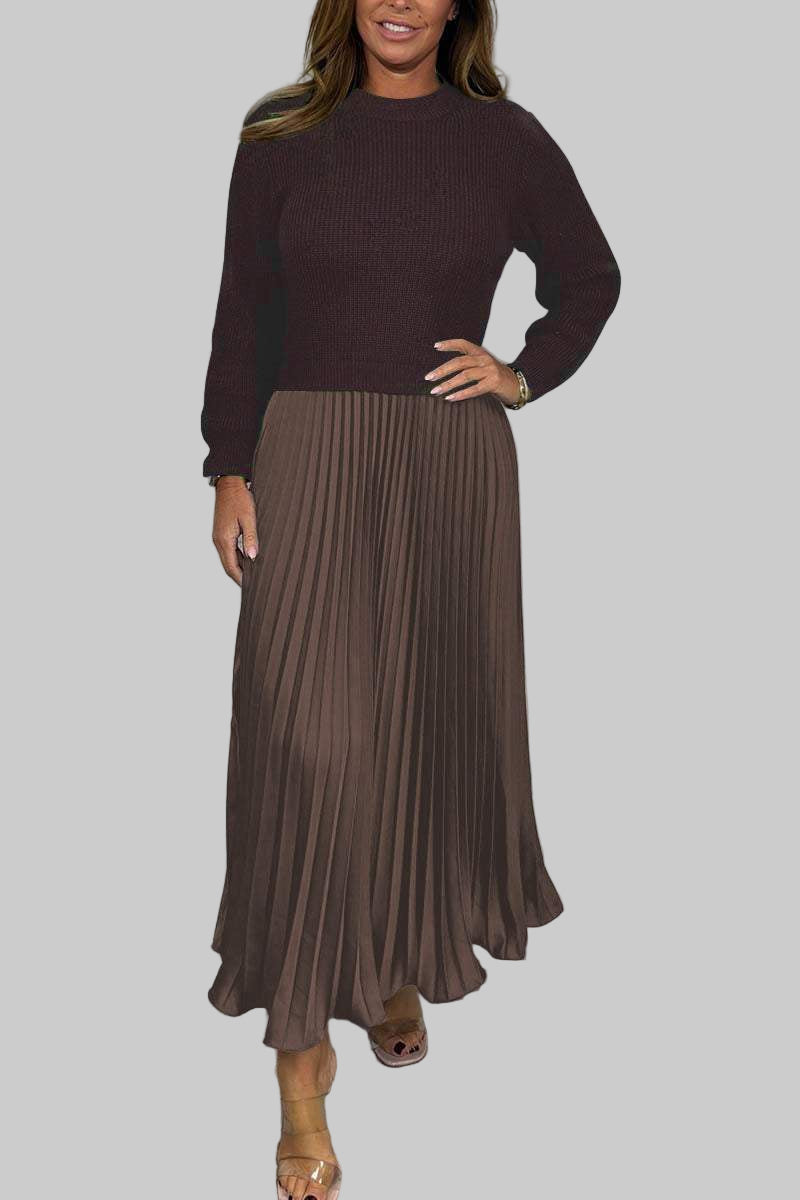 MARÍA | Enterizo de jersey y falda plisada