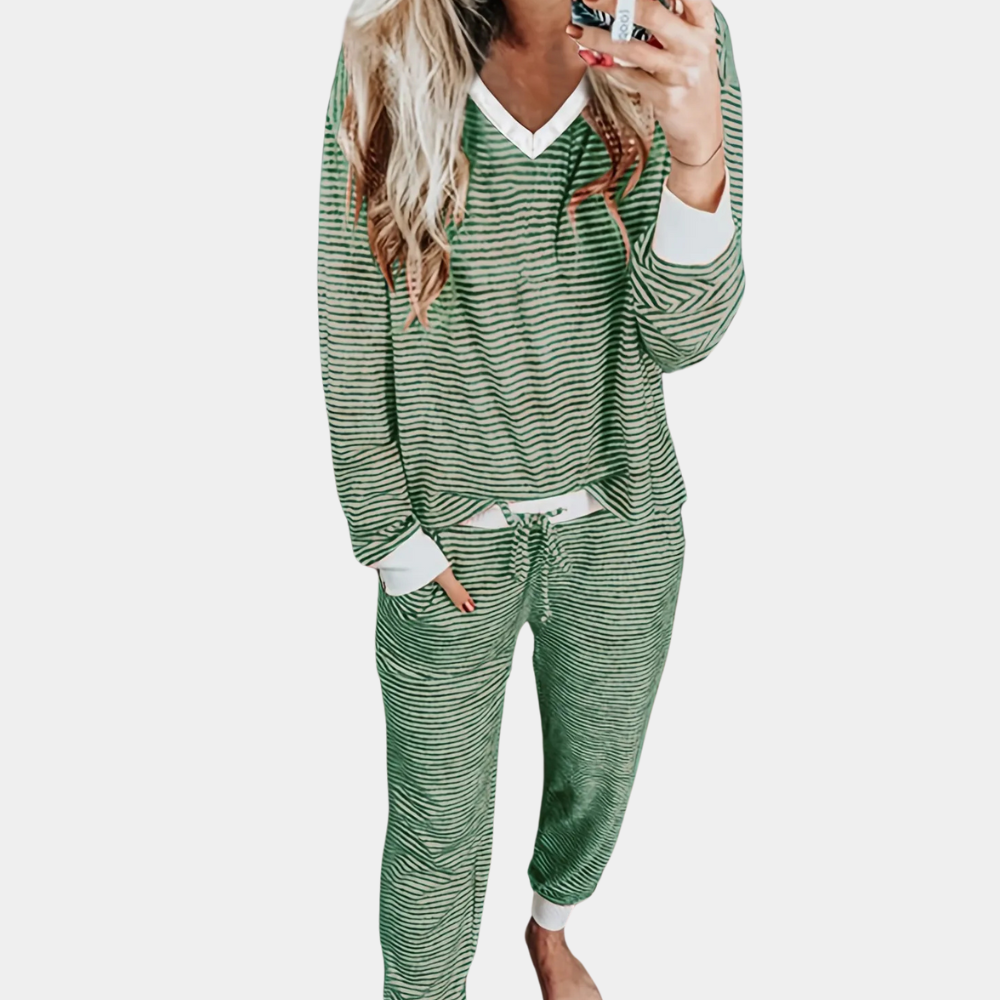 Pijama de dos piezas para mujer con tacto ultra suave.